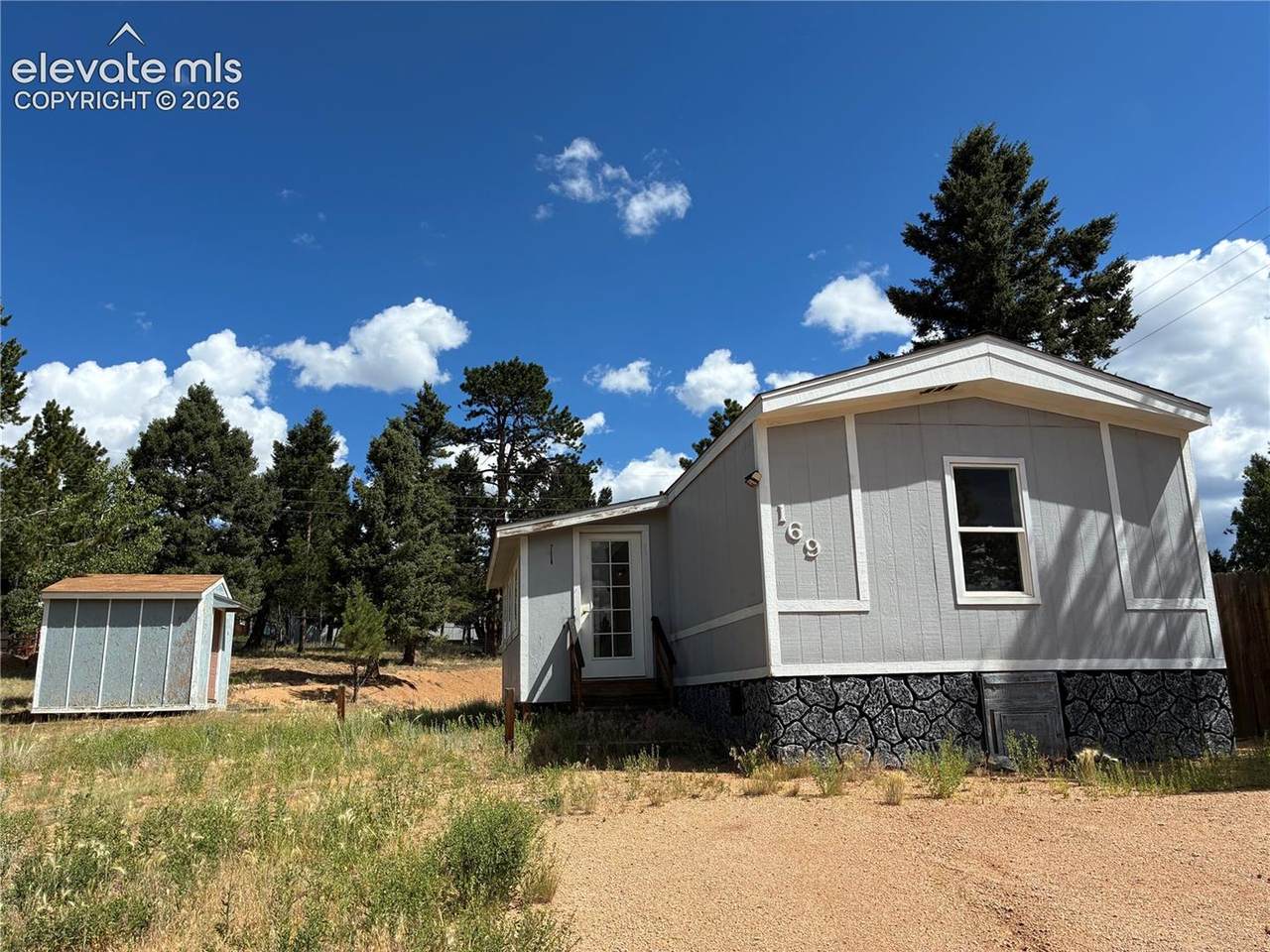 169 Daisy Street - Photo 1
