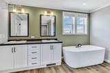 930 Awesome View - Photo 36