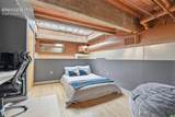 934 Manitou Avenue - Photo 16