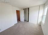 3437 Queen Anne Way - Photo 11