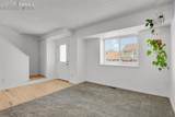 906 London Green Way - Photo 2