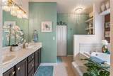 979 Pinehurst Court - Photo 18