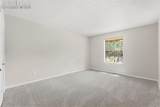 240 Bennington Drive - Photo 24