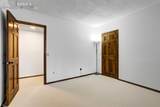 2832 Country Club Circle - Photo 32