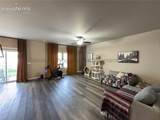 10701 Traders Parkway - Photo 4