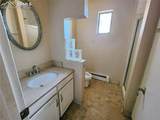 611 Indiana Avenue - Photo 6