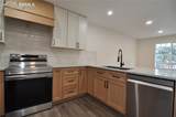 995 Oakwood Drive - Photo 16