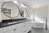 1154 Laramie Avenue - Photo 22