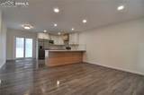 995 Oakwood Drive - Photo 8