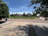 8318 Silver Glen Drive - Photo 32
