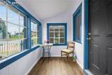 115 Golden Avenue - Photo 2