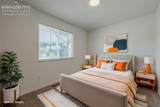 1648 Kensington Drive - Photo 18