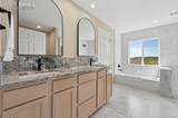 5211 Bancroft Heights - Photo 33