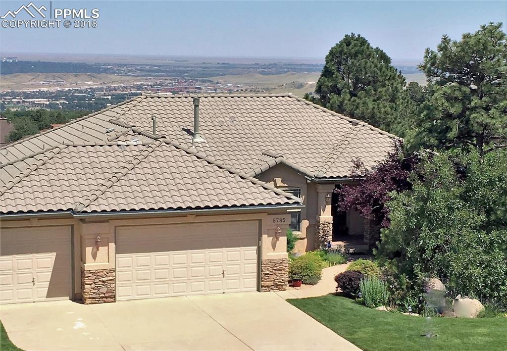 5785 Gladstone Street - Photo 1