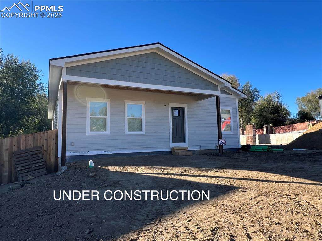 1509 Monterey Way - Photo 1