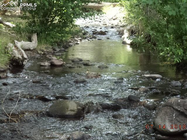 186 Willow Drive - Photo 1