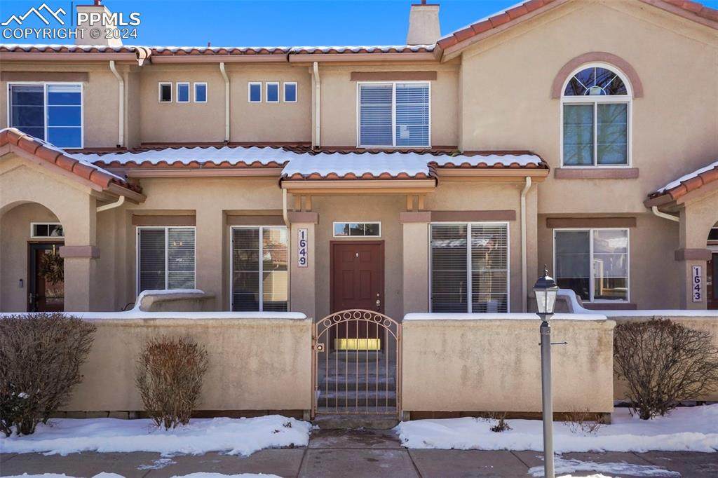 1649 Courtyard Heights - Photo 1