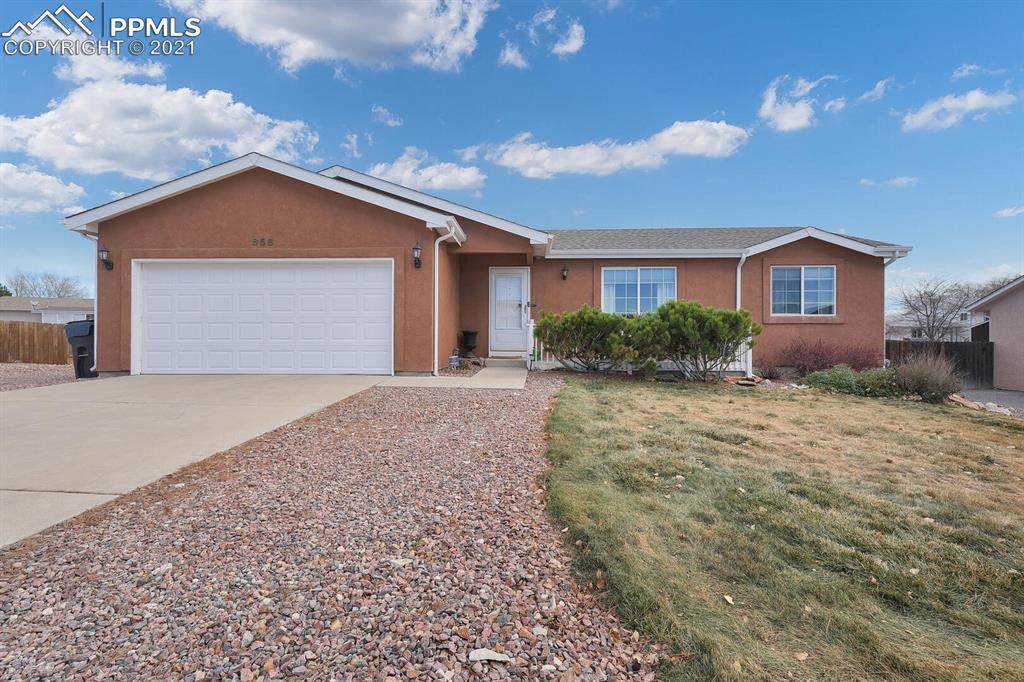 856 Blakeland Drive - Photo 1