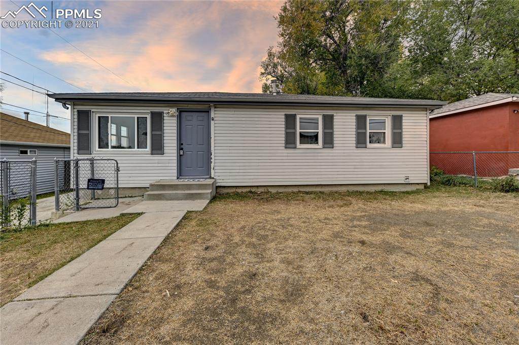 1108 Bennett Avenue - Photo 1