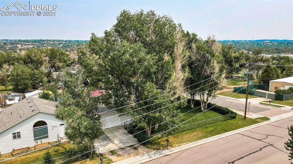 2202-2212 Wheeler Avenue - Photo 1
