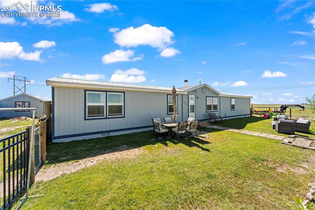 1475 High Prairie Point - Photo 1