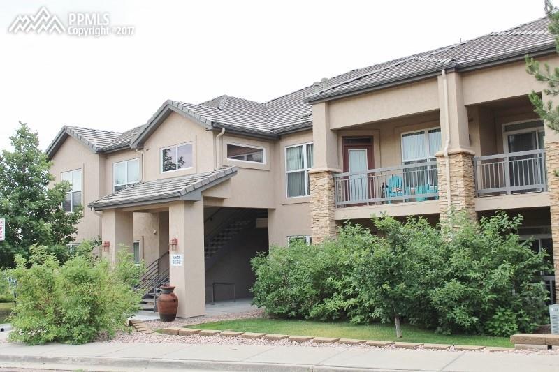555 Cougar Bluff Point - Photo 1
