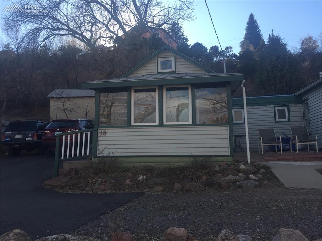 18 Waltham Avenue - Photo 1