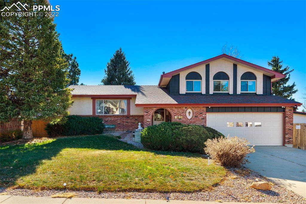 6425 Pawnee Circle - Photo 1