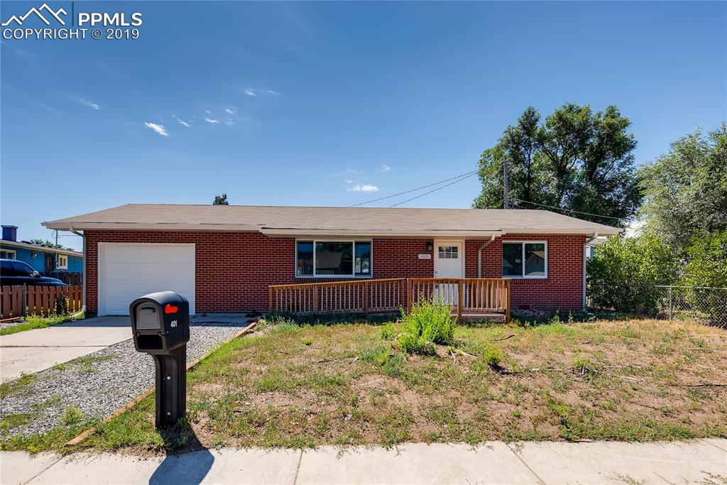 401 Crest Street - Photo 1