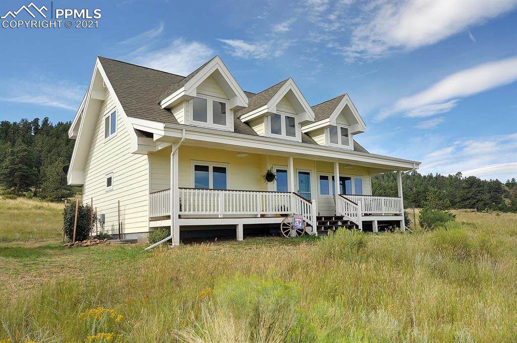 235 Centennial Circle - Photo 1