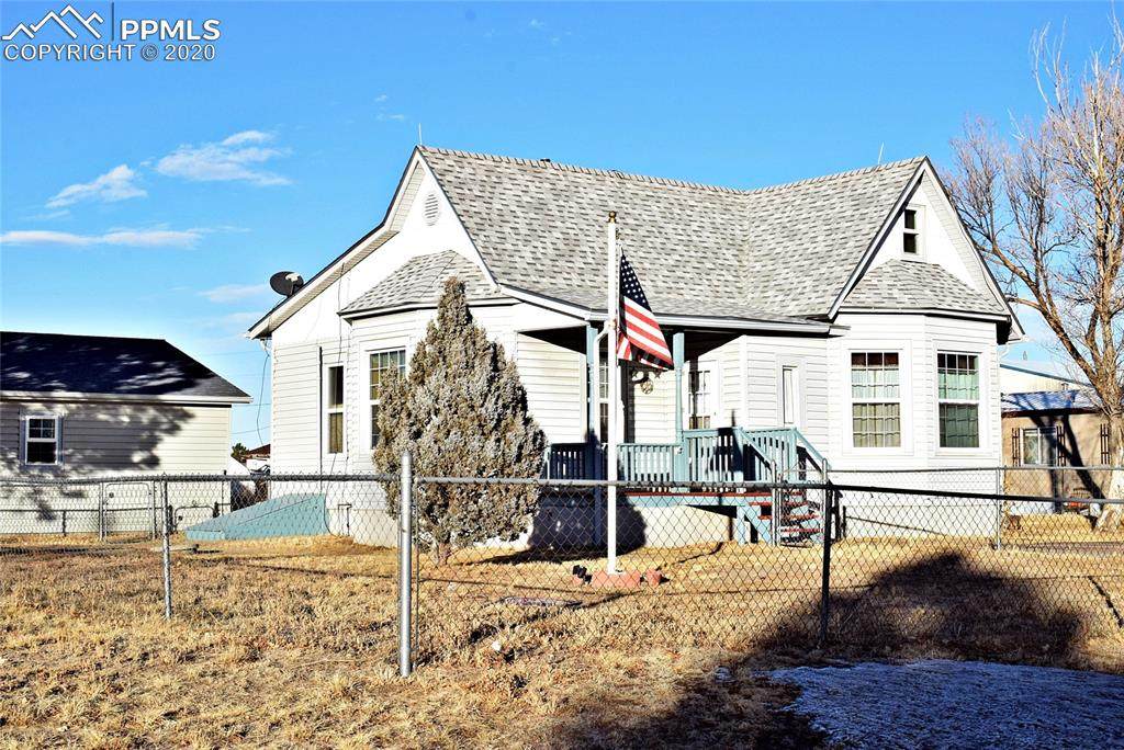 13625 Front Street - Photo 1