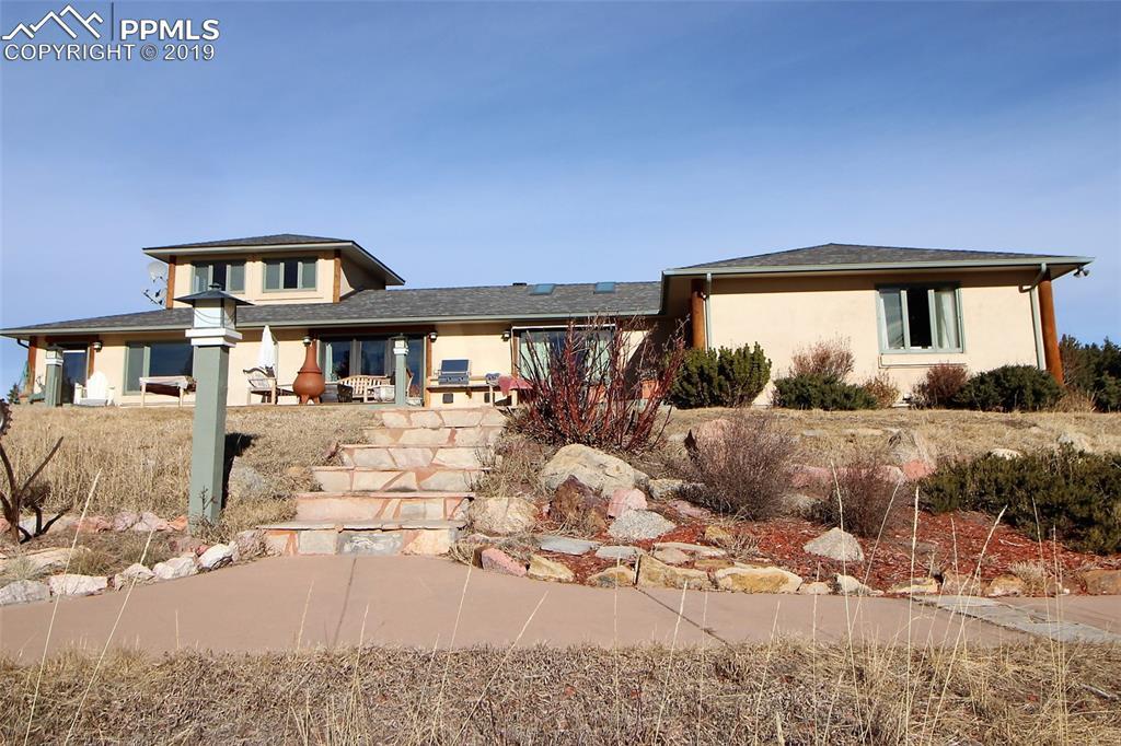1115 Sturman Parkway - Photo 1
