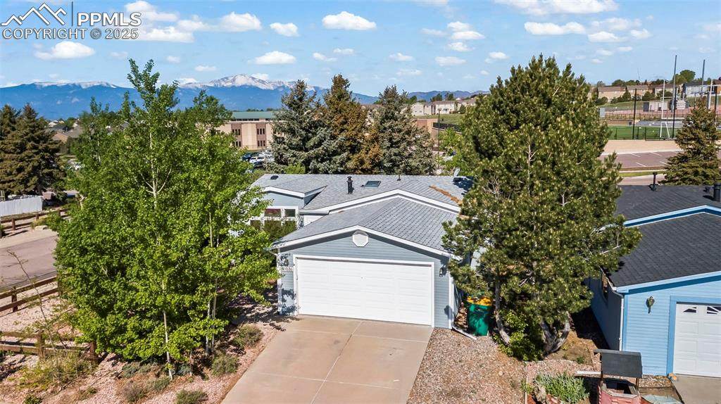 4686 Gray Fox Heights - Photo 1
