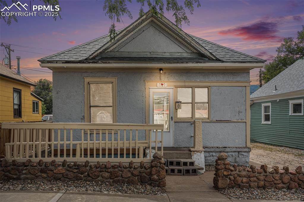 121 Fountain Boulevard - Photo 1