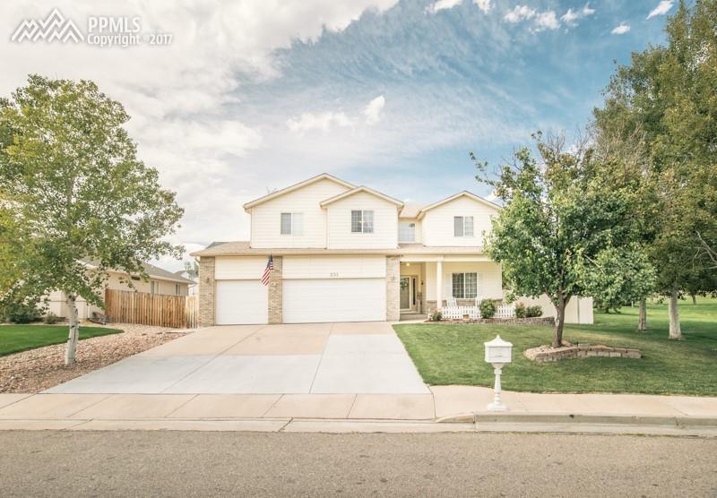 231 Alhambra Drive - Photo 1