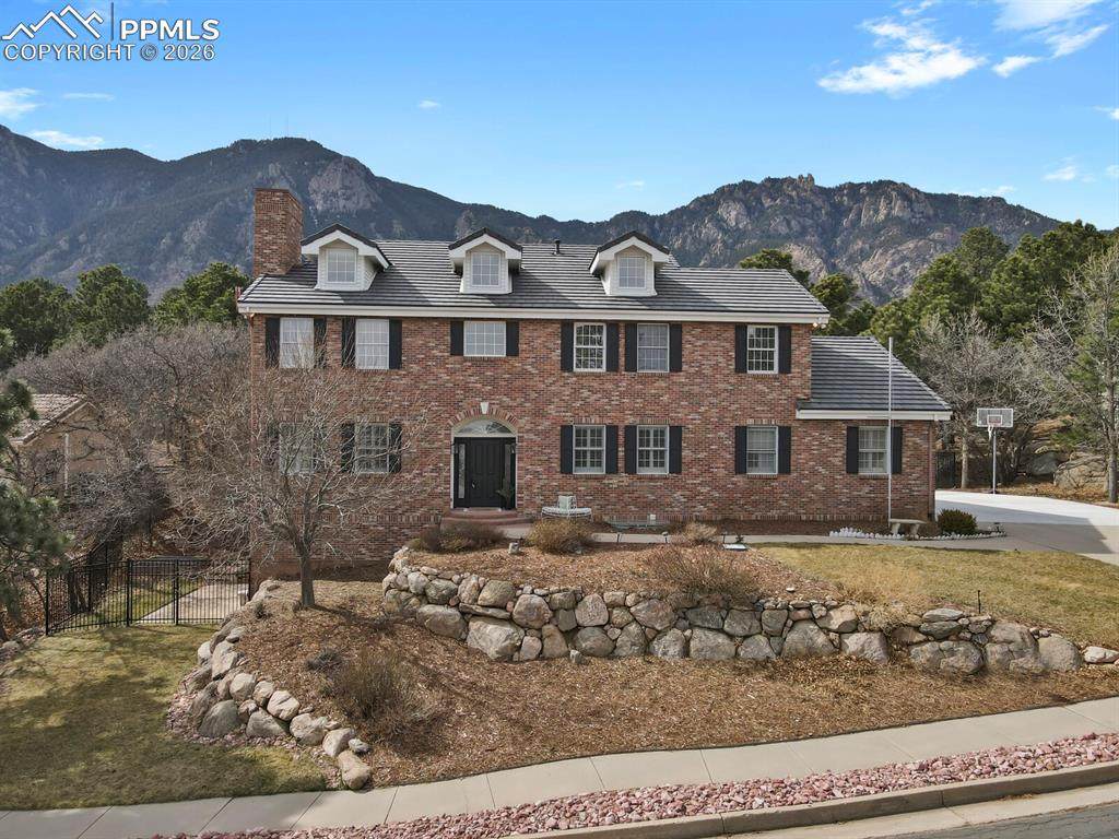 4930 Langdale Way - Photo 1