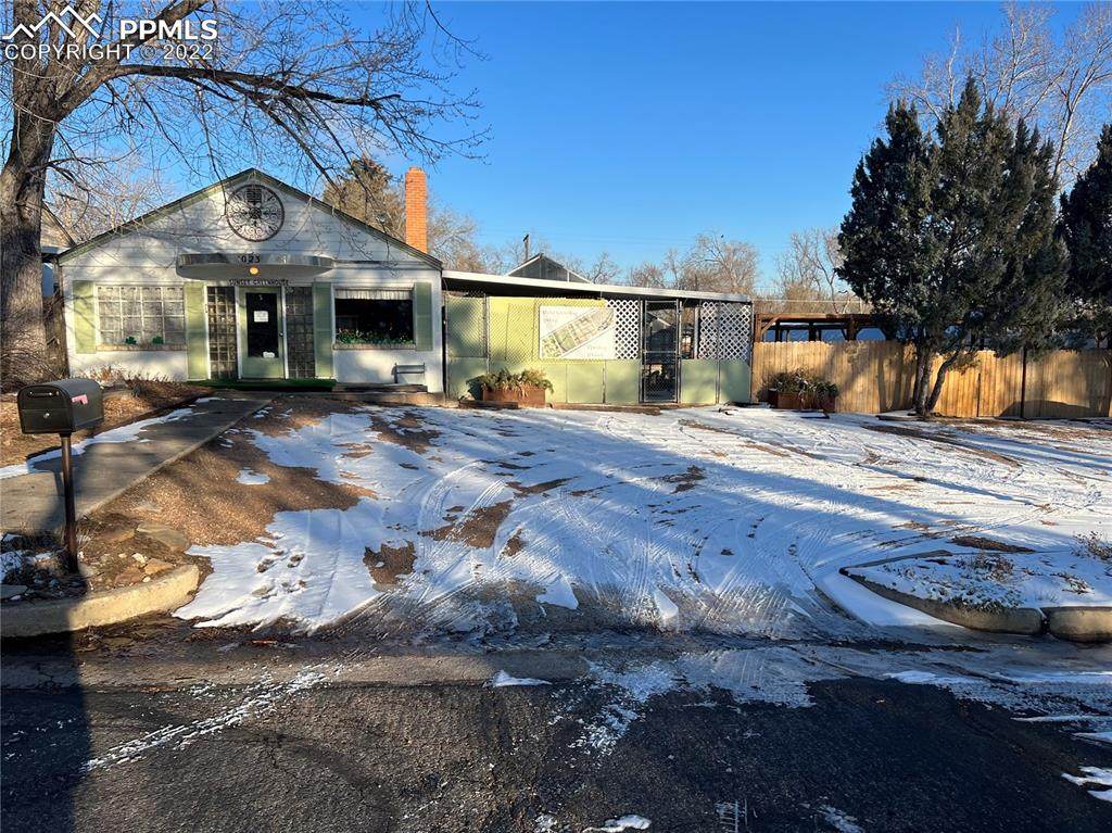 1023 Sunset Road - Photo 1