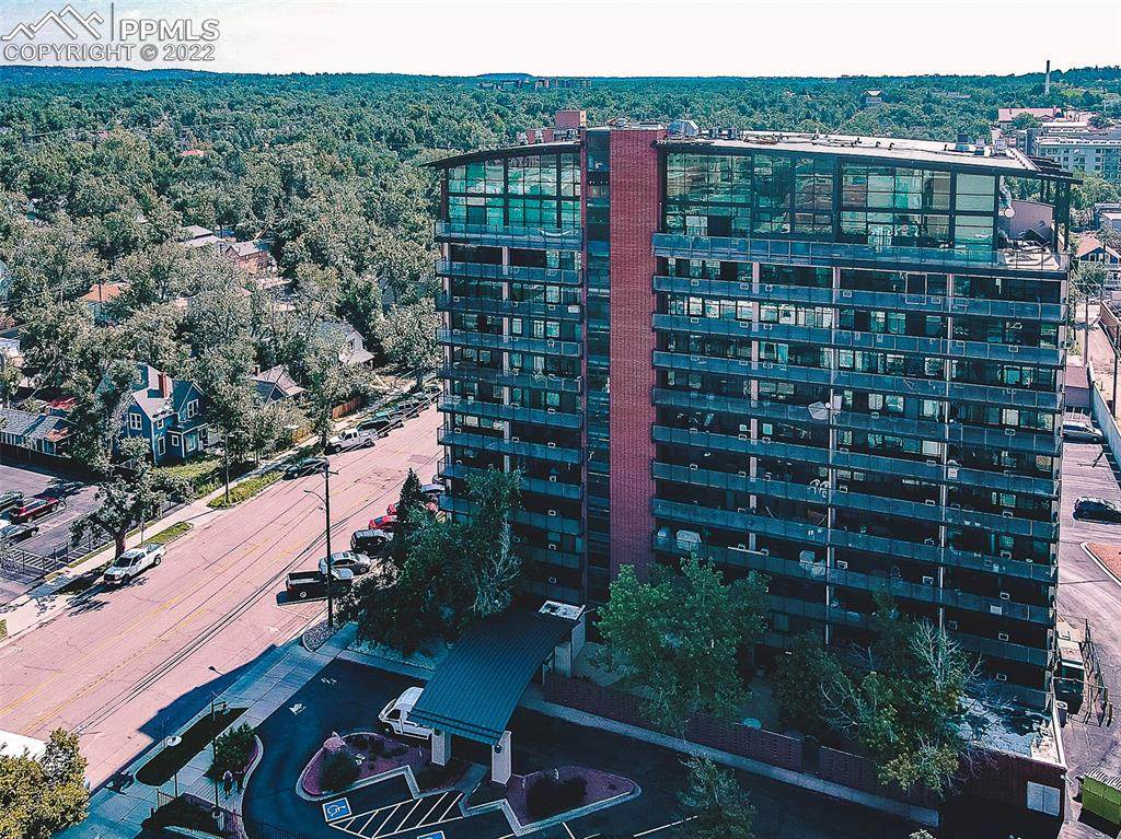 417 Kiowa Street - Photo 1