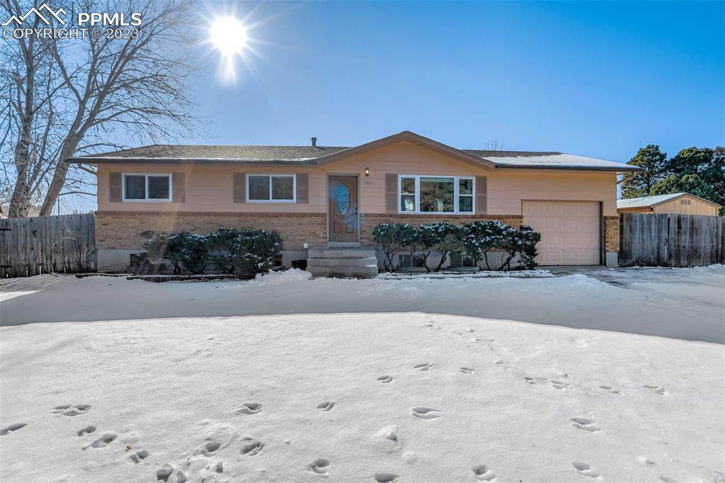 5537 Branding Iron Court - Photo 1