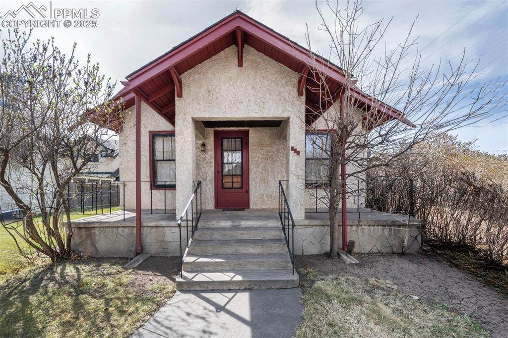 615 Washington Street - Photo 1