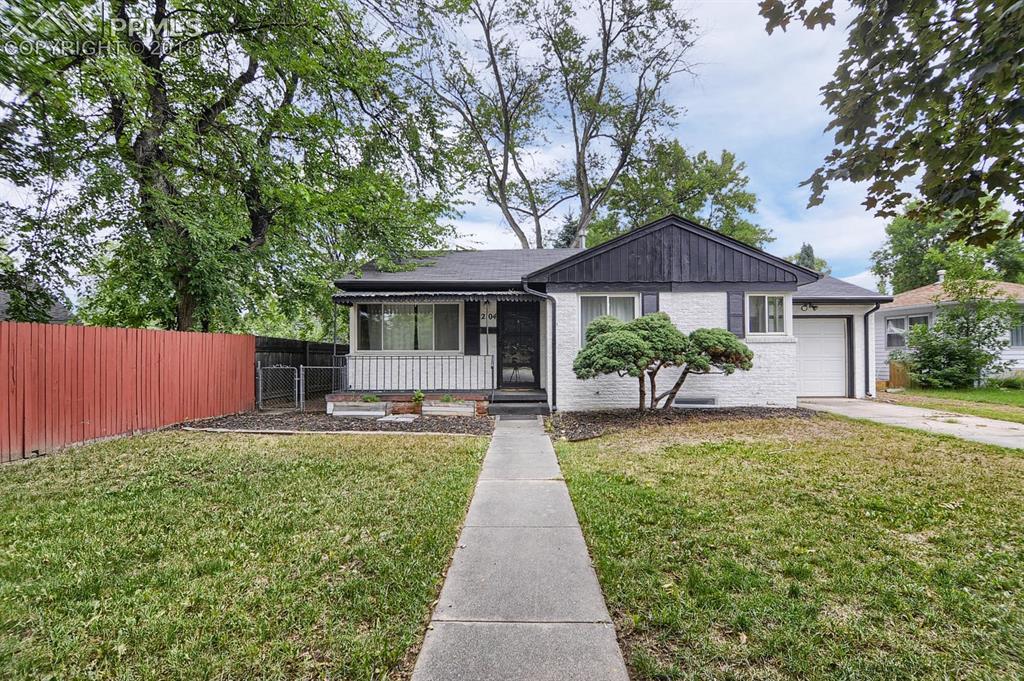 2104 Templeton Gap Road - Photo 1