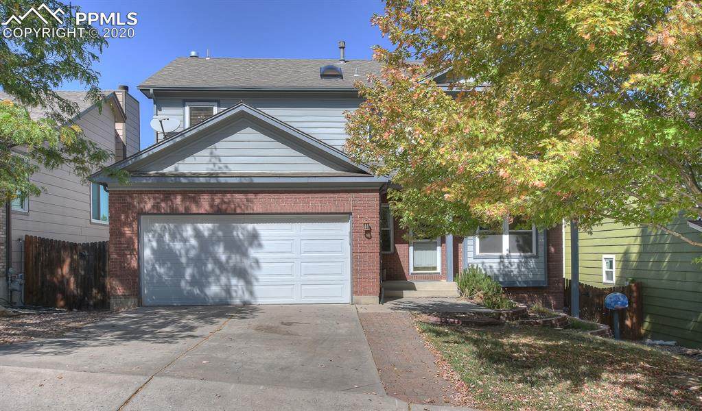 1559 Chesham Circle - Photo 1