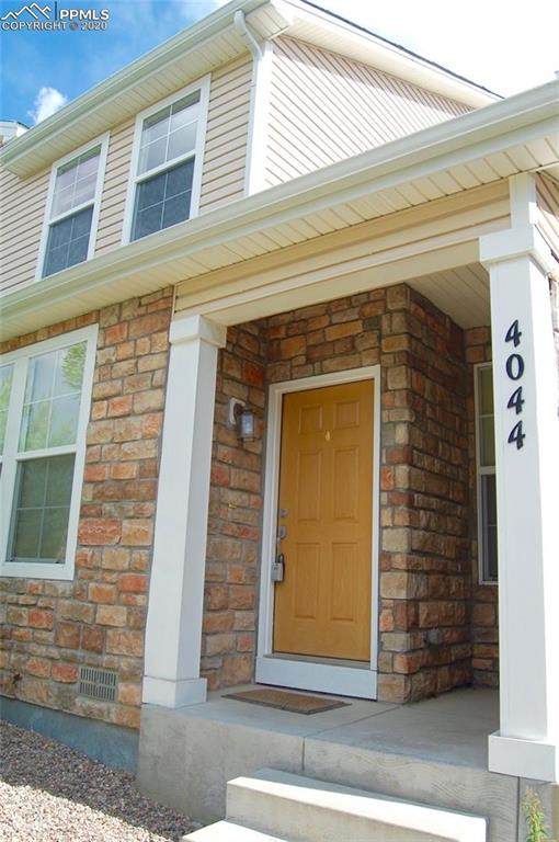 4044 Diamond Ridge View - Photo 1