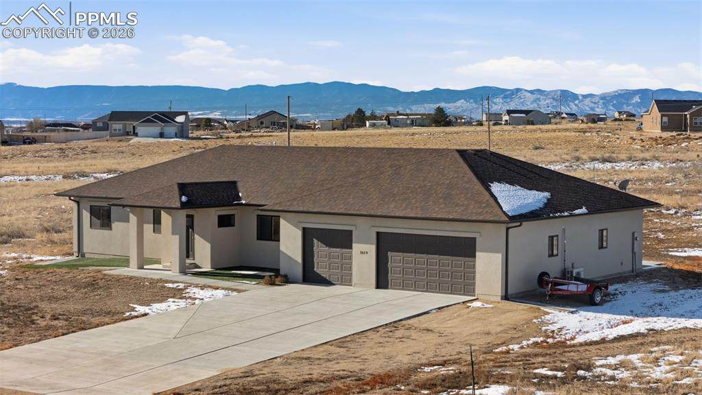 1619 Calle Rosa Drive - Photo 1