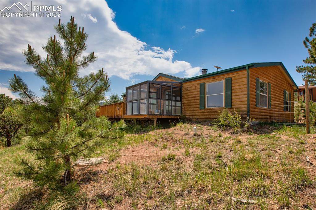 402 Pine Drive - Photo 1