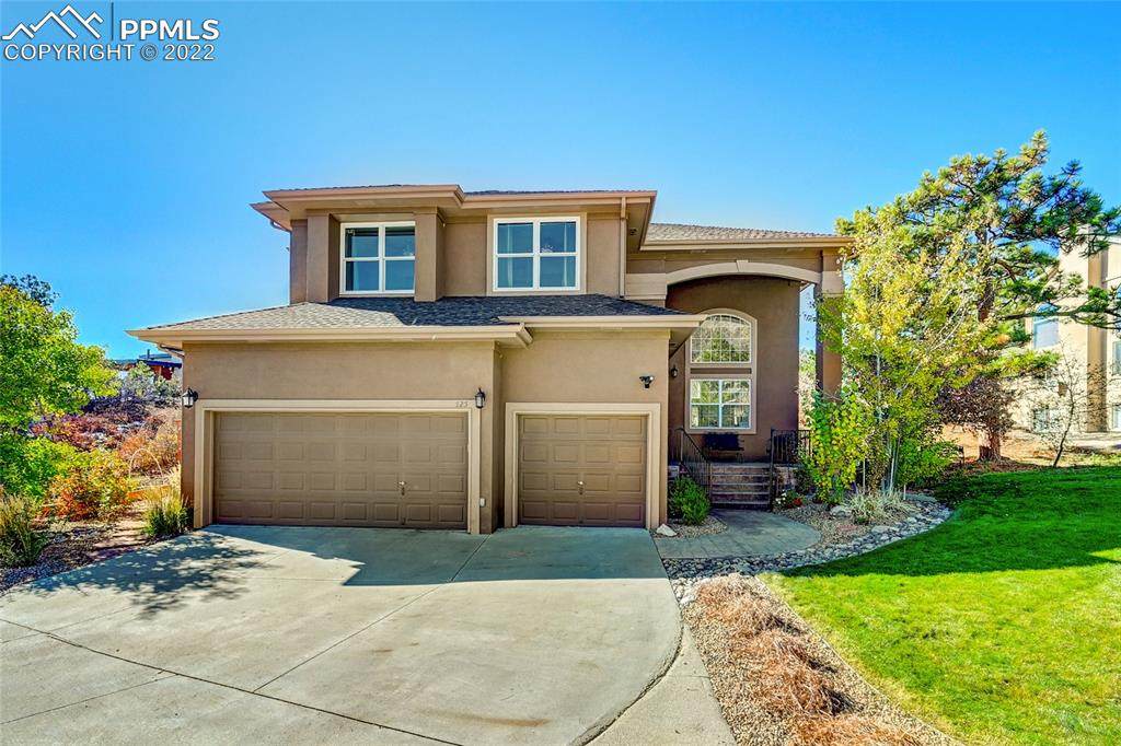 525 Valley Drive - Photo 1