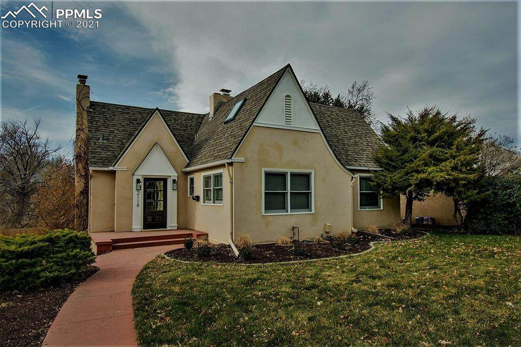2118 Wood Avenue - Photo 1