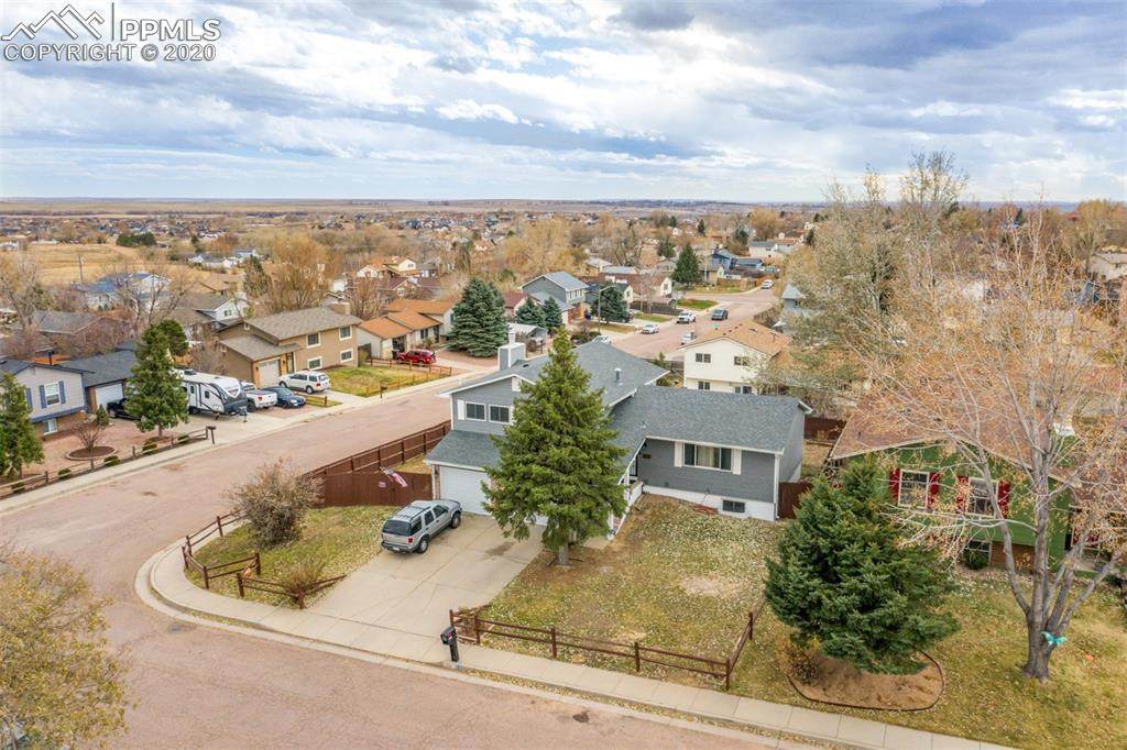 7665 Deer Trail - Photo 1
