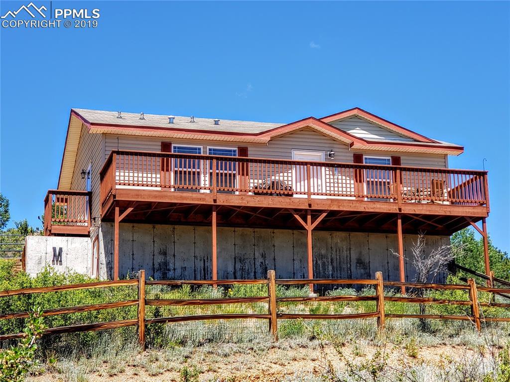 431 Pikes Peak Lane - Photo 1