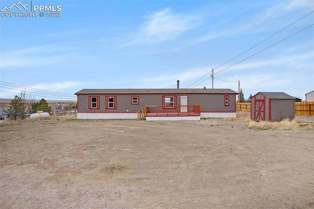 710 Sioux Avenue - Photo 1